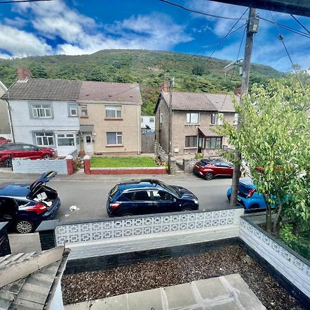 Executive 3 Bedroom Port Talbot Town Centre Margam Sleeps 7 外观 照片